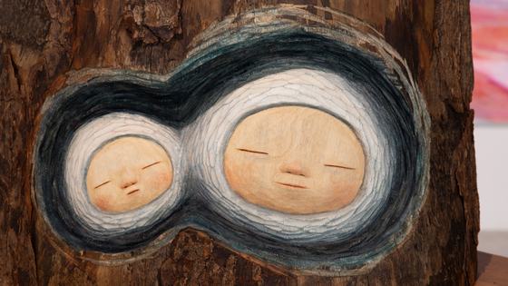 Motherhood — 会場提供
